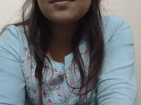 Snapshot of shekira99 chatting on November 19, 2:28 pm shekira99 online show from November 19, 2:28 pm