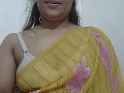 Snapshot of shekira99 chatting on December 4, 8:50 pm shekira99 online show from December 4, 8:50 pm