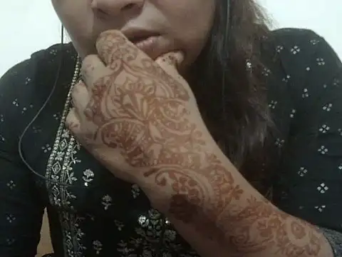 Snapshot of shekira99 chatting on June 22, 2:14 pm shekira99 online show from June 22, 2:14 pm