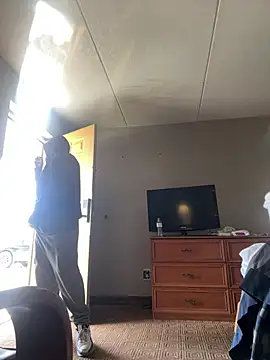 Stressreliever82 online show from March 16, 7:29 pm