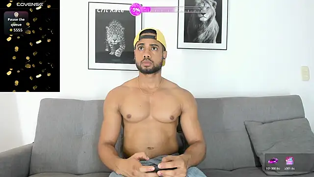 Snapshot of CHRISTIAN_DISICK chatting on June 10, 11:42 am CHRISTIAN DISICK online show from June 10, 11:42 am