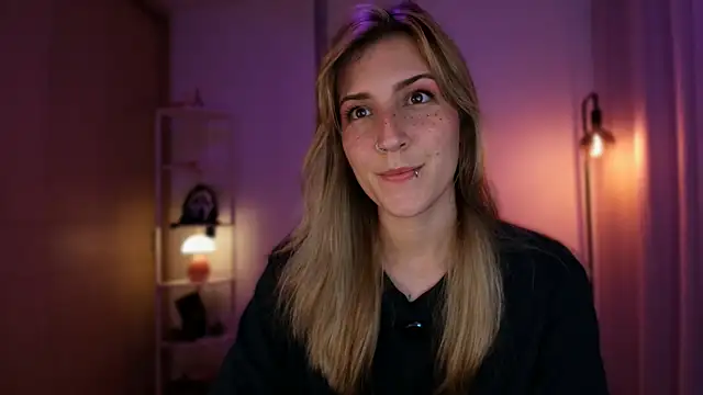 Dakotaa  online show from March 18, 1:09 am