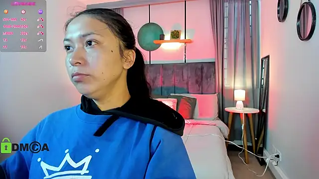 Snapshot of CoralineRicce_ chatting on September 9, 9:36 pm CoralineRicce online show from September 9, 9:36 pm