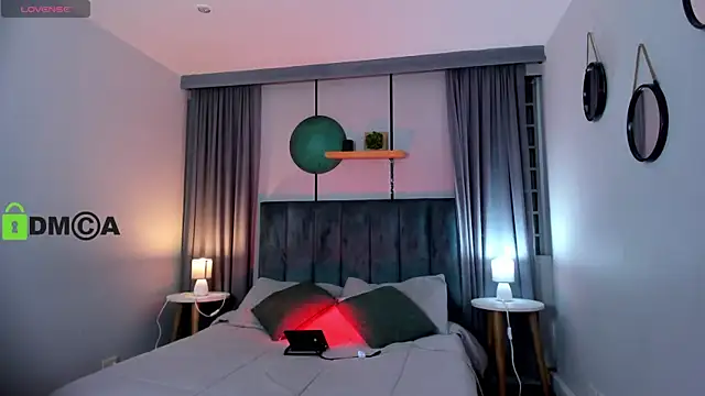 Snapshot of CoralineRicce_ chatting on October 6, 4:54 am CoralineRicce online show from October 6, 4:54 am