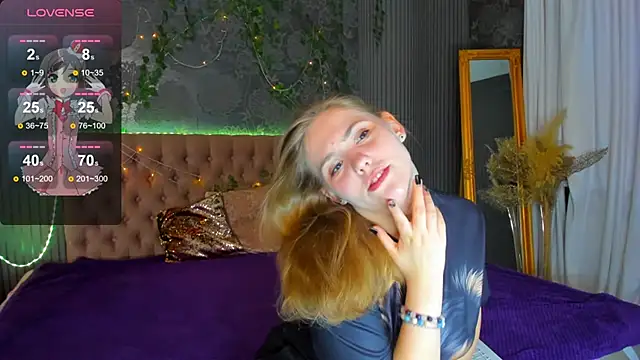 Snapshot of DellaRowe chatting on February 20, 1:40 pm DellaRowe online show from February 20, 1:40 pm