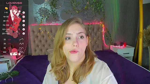 Snapshot of DellaRowe chatting on March 17, 1:18 pm DellaRowe online show from March 17, 1:18 pm
