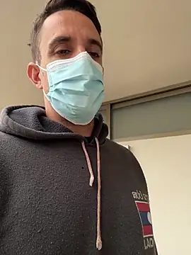 julian333 online show from March 17, 9:55 am