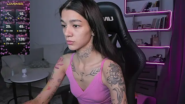 vinkitinkii online show from December 24, 6:33 am