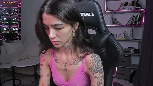 vinkitinkii online show from February 7, 10:08 am