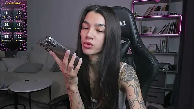 vinkitinkii online show from February 12, 7:13 am