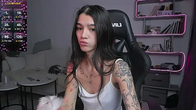 vinkitinkii online show from February 17, 9:46 am