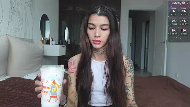 vinkitinkii online show from October 13, 6:57 am