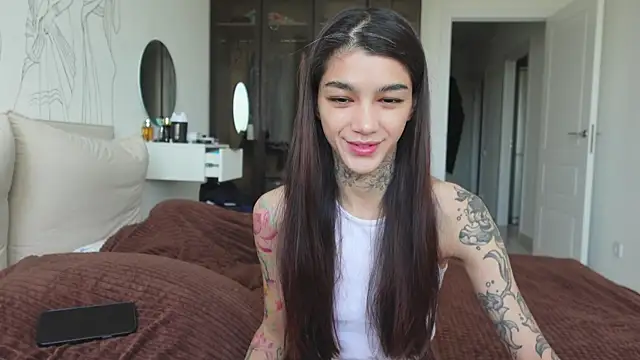 vinkitinkii online show from October 19, 7:09 am