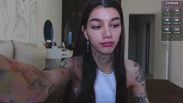 vinkitinkii online show from October 26, 7:14 am