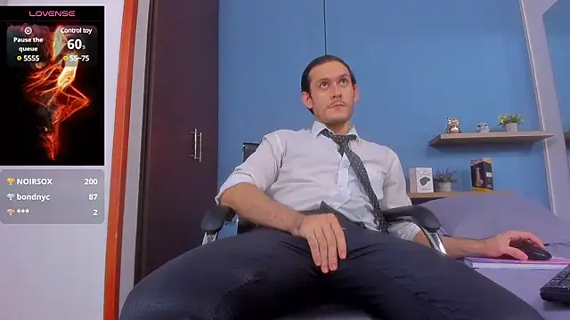 jeanpiere  online show from December 7, 8:22 am