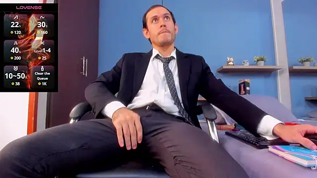 jeanpiere  online show from December 8, 1:58 pm