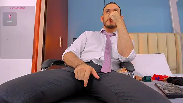 jeanpiere  online show from February 2, 12:57 pm