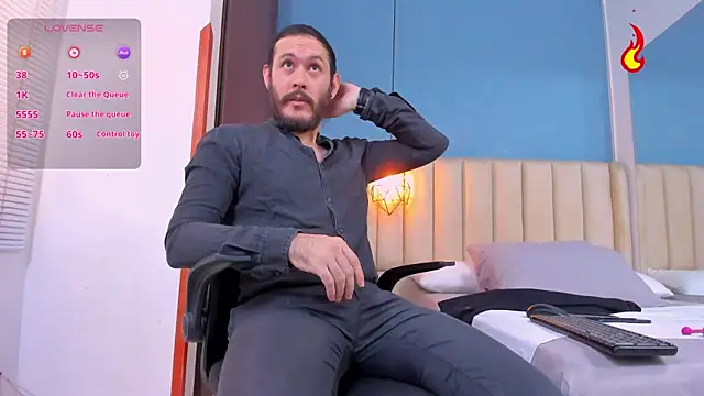 jeanpiere  online show from September 15, 7:58 pm