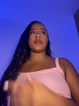 charlotteeruss online show from December 23, 6:55 am