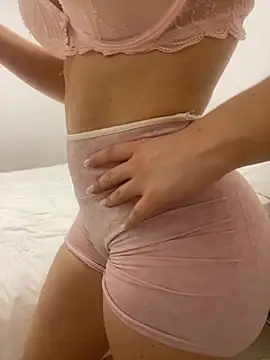 StacyJuly online show from May 12, 3:31 pm