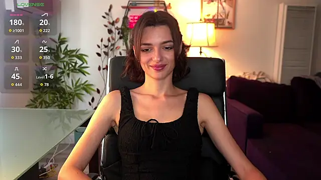 olivia jeas online show from June 2, 9:06 pm