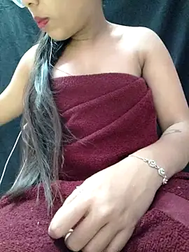 Snapshot of Roshni_98 chatting on June 21, 4:31 pm Roshni 98 online show from June 21, 4:31 pm