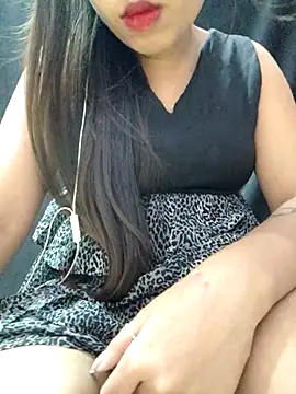Snapshot of Roshni_98 chatting on June 27, 6:18 am Roshni 98 online show from June 27, 6:18 am