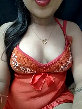 Snapshot of Roshni_98 chatting on July 21, 5:37 pm Roshni 98 online show from July 21, 5:37 pm