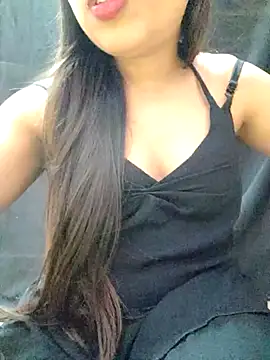 Snapshot of Roshni_98 chatting on July 28, 4:39 pm Roshni 98 online show from July 28, 4:39 pm