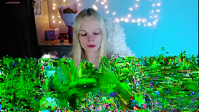 Emily Nyaffee online show from March 13, 11:05 pm