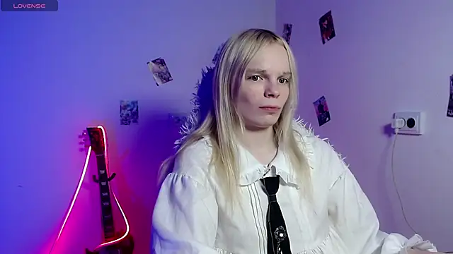 Emily Nyaffee online show from March 13, 5:19 pm