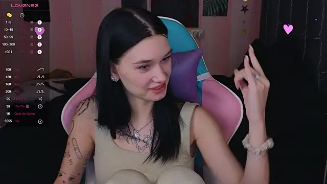 Snapshot of Amanda_Tender chatting on December 30, 8:47 pm Amanda Tender online show from December 30, 8:47 pm