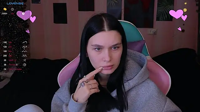 Snapshot of Amanda_Tender chatting on January 19, 9:45 pm Amanda Tender online show from January 19, 9:45 pm