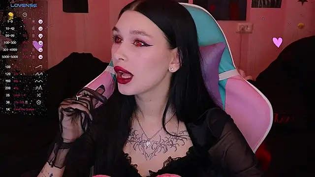 Snapshot of Amanda_Tender chatting on February 18, 10:25 pm Amanda Tender online show from February 18, 10:25 pm