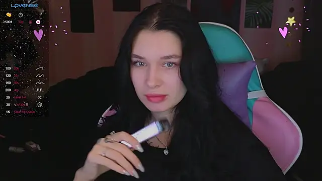 Snapshot of Amanda_Tender chatting on March 6, 10:15 pm Amanda Tender online show from March 6, 10:15 pm