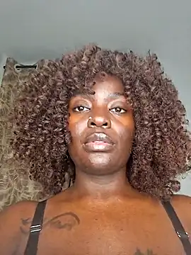 hornycreamybabe online show from October 9, 10:24 am