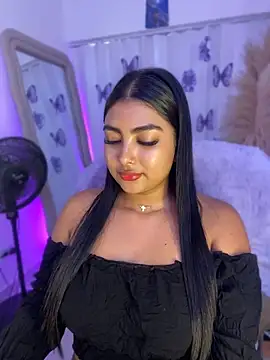 NatashaBrown12 online show from April 29, 6:47 pm