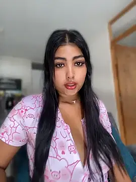 Snapshot of NatashaBrown12 chatting on May 17, 1:18 pm NatashaBrown12 online show from May 17, 1:18 pm