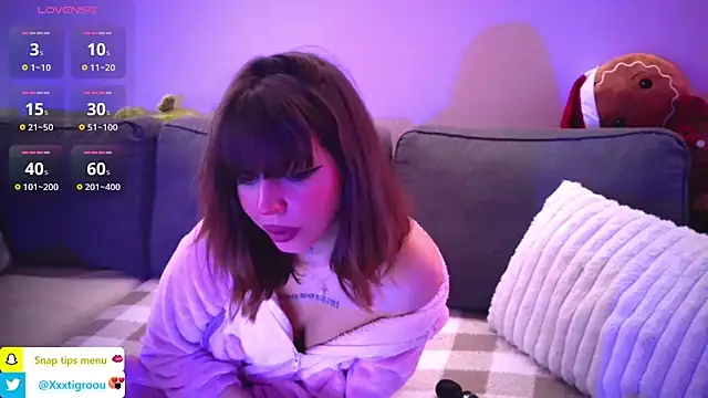 PetiteAngel666 online show from March 10, 8:12 pm