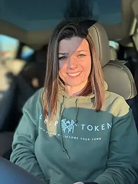 LadyLena1 online show from January 27, 12:22 am