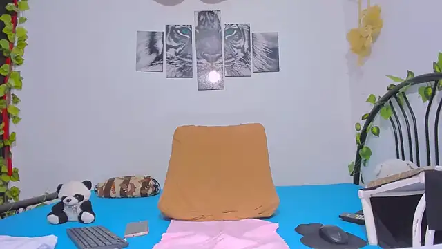 Alhelqueen online show from September 25, 5:49 pm