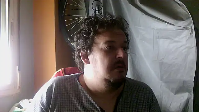 porkorossy online show from November 17, 9:15 am