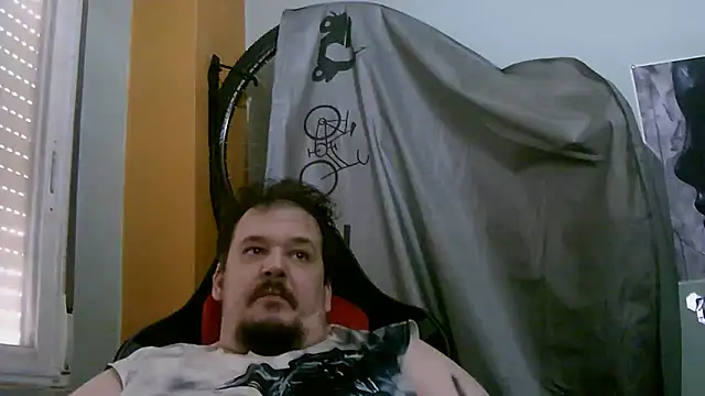 Snapshot of porkorossy chatting on May 5, 12:57 pm porkorossy online show from May 5, 12:57 pm