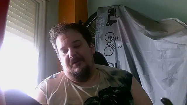 Snapshot of porkorossy chatting on May 23, 8:07 am porkorossy online show from May 23, 8:07 am