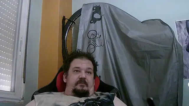 Snapshot of porkorossy chatting on May 27, 7:05 am porkorossy online show from May 27, 7:05 am