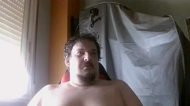Snapshot of porkorossy chatting on July 14, 7:24 am porkorossy online show from July 14, 7:24 am