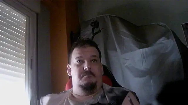 Snapshot of porkorossy chatting on July 29, 8:12 am porkorossy online show from July 29, 8:12 am