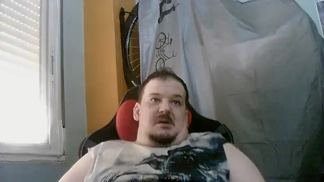 Snapshot of porkorossy chatting on August 1, 9:41 am porkorossy online show from August 1, 9:41 am