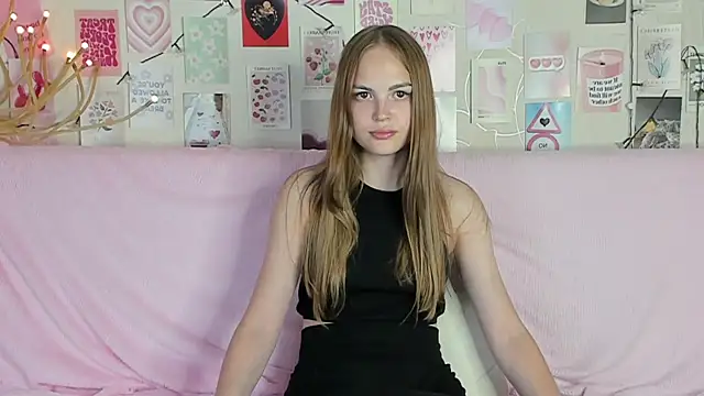 Snapshot of little_radiant_sun chatting on July 7, 12:09 pm little radiant sun online show from July 7, 12:09 pm