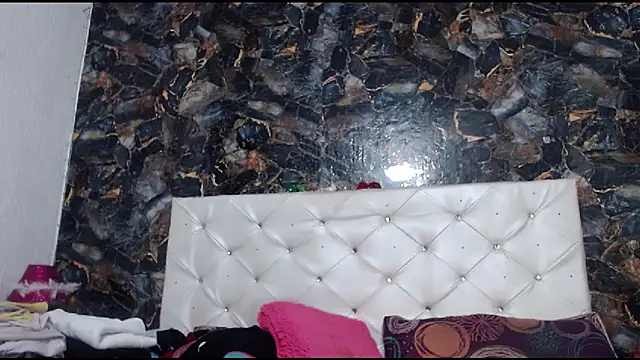 Snapshot of DesireDirtyTS__ chatting on November 2, 12:13 am DesireDirtyTS online show from November 2, 12:13 am